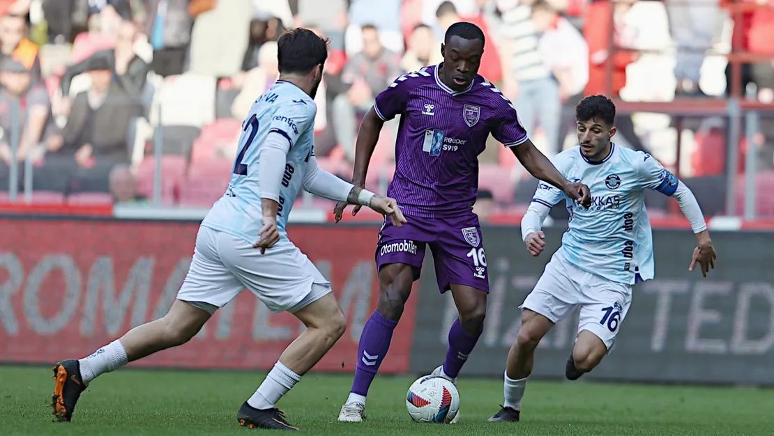 adana-demirspor-kume-dusme-tehlikesiyle-karsi-karsiya