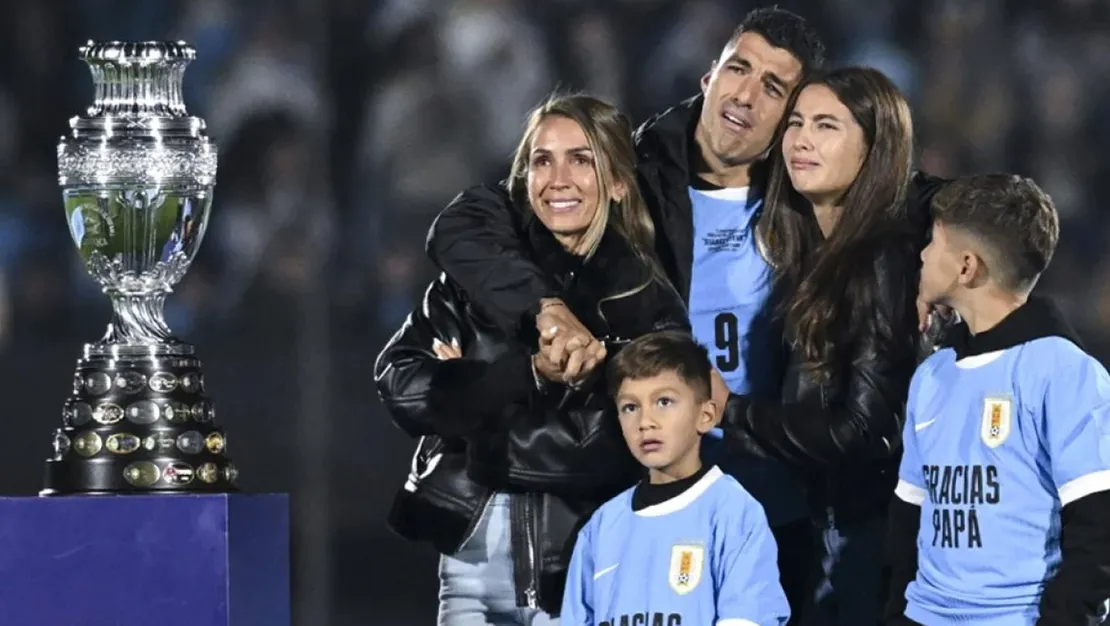 suarez-uruguay-milli-takimi-na-veda-etti