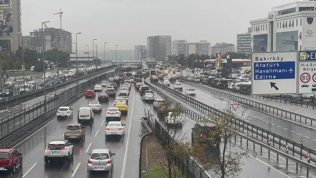 istanbul-da-trafik-yogunlugu-yuzde-80