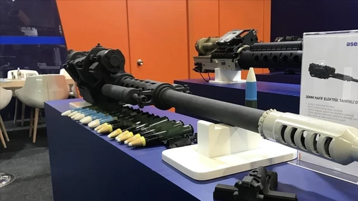 ASELSAN ve SSB 780 Milyon Euroluk Sözleşme İmzaladı