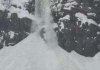 sirnak-ta-yogun-kar-yagisi-cig-dusmesine-neden-oldu