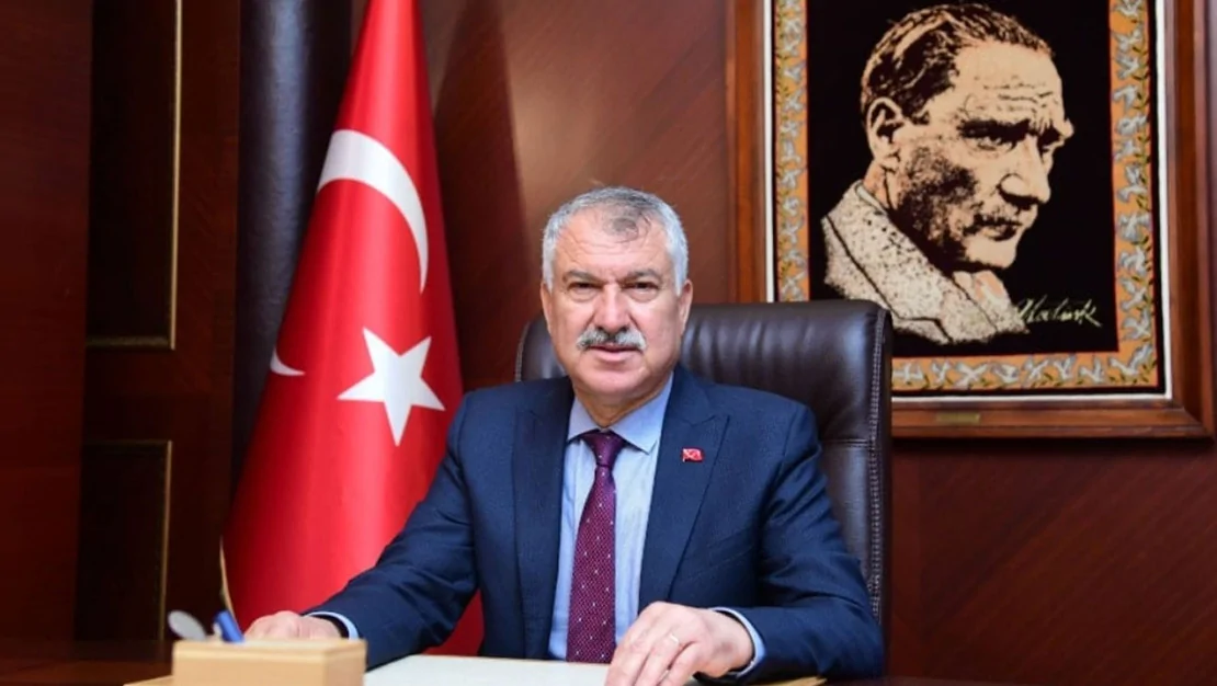 zeydan-karalar-ben-adanaliyim-silivri-de-ne-isim-var