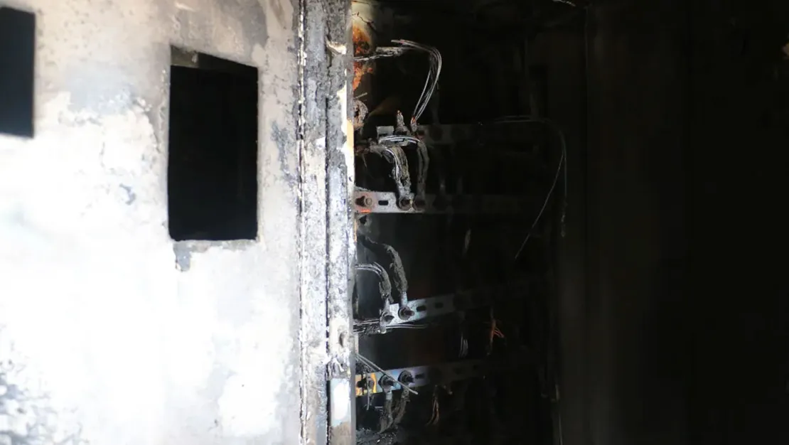 sincan-apartmaninda-elektrik-patlamasi-8-kisi-etkilendi