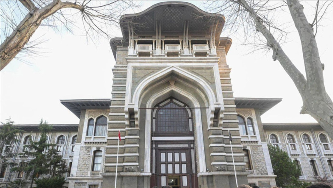 istanbul-erkek-lisesi-nde-disiplin-cezasi-uygulamasi-basladi