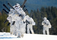 komandolar-sarikamis-ta-kis-egitiminde-disiplin-sergiliyor