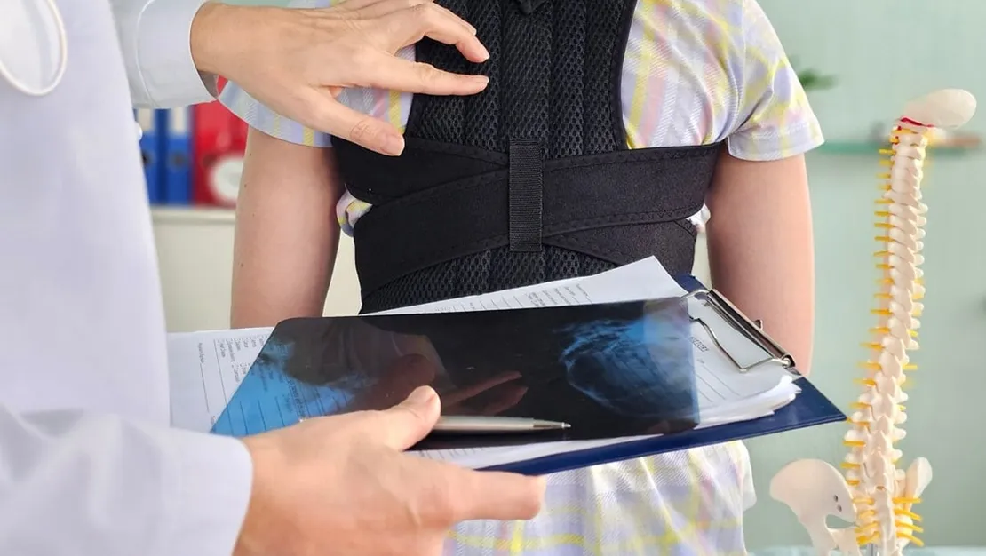 skolyoz-tedavilerinde-etkili-egzersiz-onerileri