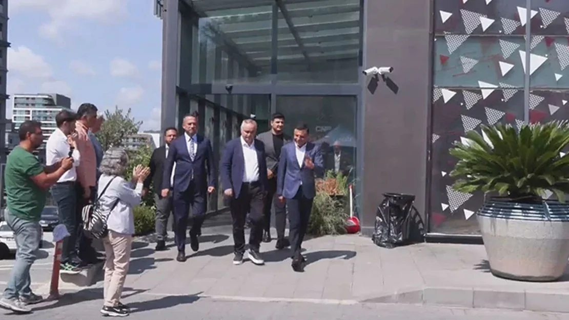 hasan-babacan-chp-istanbul-kayyum-heyetinden-ayrildi