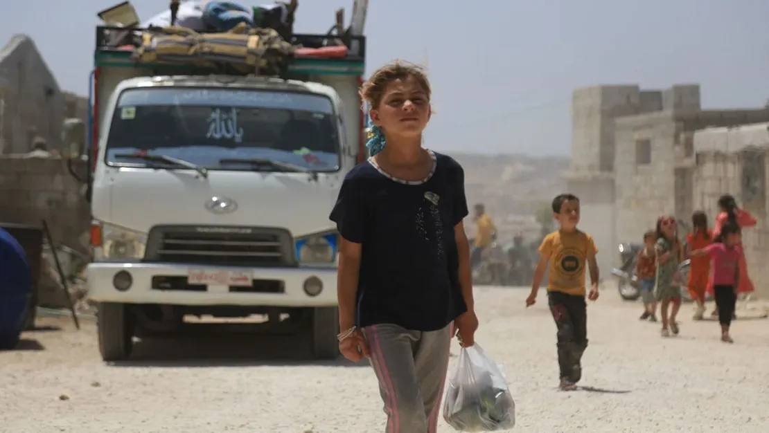 binlerce-suriyeli-evlerine-donuyor