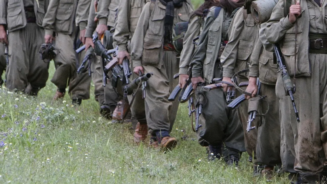pkk-kendini-feshetti-ve-silah-birakti