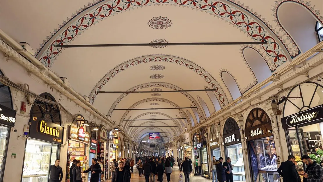 sebeke-luks-restoranda-gozaltina-alindi