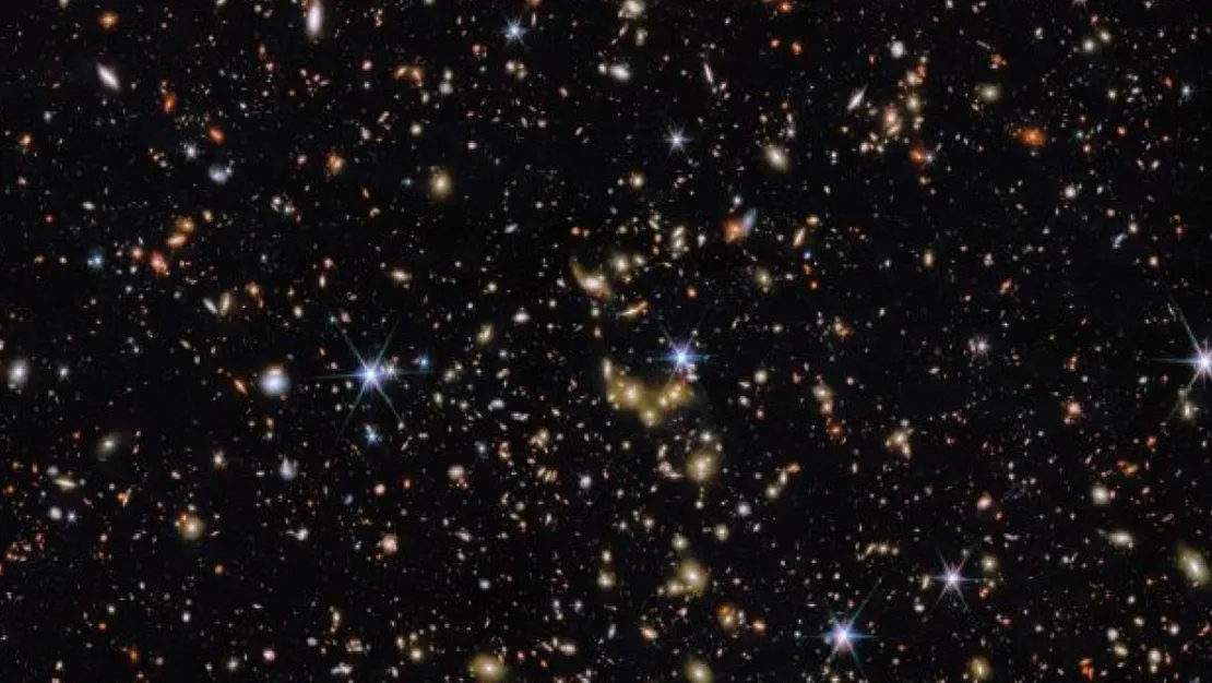 james-webb-evrenin-derinliklerini-goruntuledi