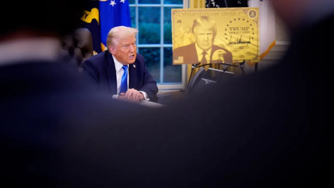 trump-tan-altin-kart-duzenlemesi-oturma-izni-1-milyon-h-1b-vizesi-100-bin-dolar