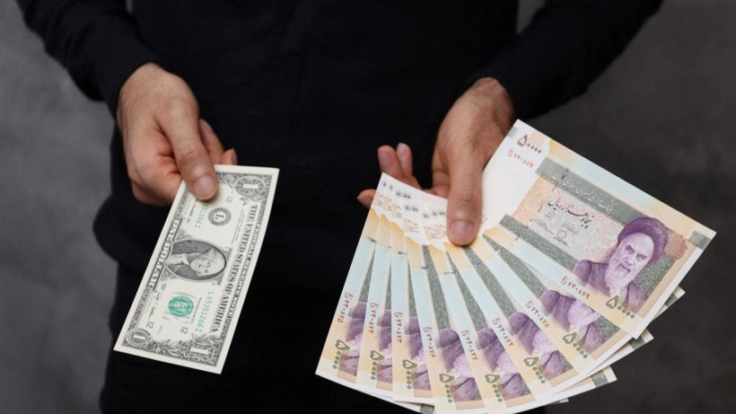 iran-da-dolar-kuru-tarihi-zirveye-ulasti