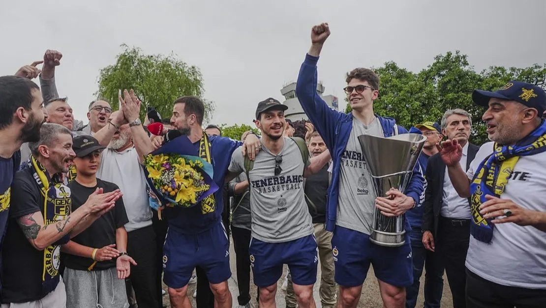 istanbul-da-fenerbahce-icin-yollar-kapali