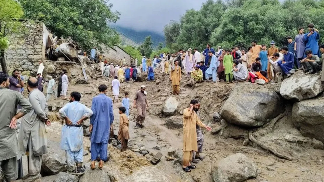 pakistan-da-sel-ve-heyelan-durumu