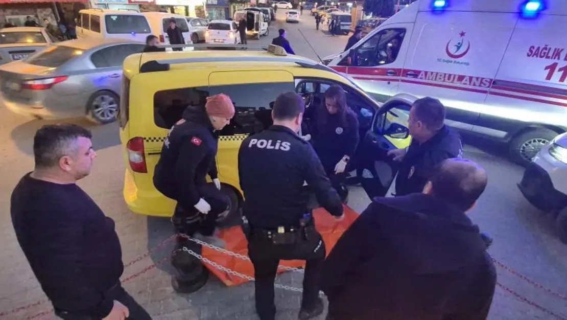 taksici-panikledi-yolcu-derin-uykudaydi