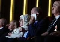 cumhurbaskani-erdogan-gozyaslarini-tutamadi