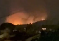 izmir-deki-coplukte-yangin-makilikte-buyudu