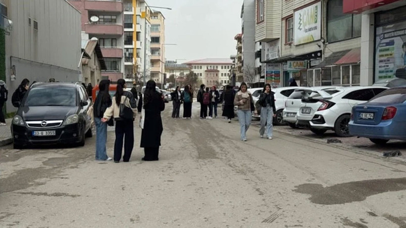 van-da-5-2-buyuklugunde-deprem-meydana-geldi