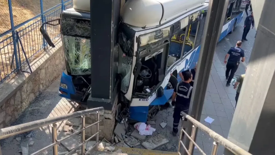 ego-otobusu-kazada-20-yarali-bulunuyor