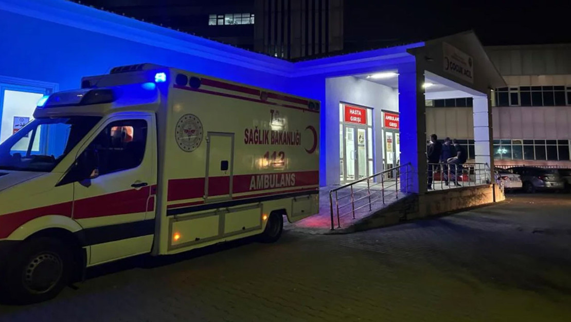 bingol-de-yemek-zehirlenmesi-iddiasi-120-ogrenci-hastaneye-kaldirildi