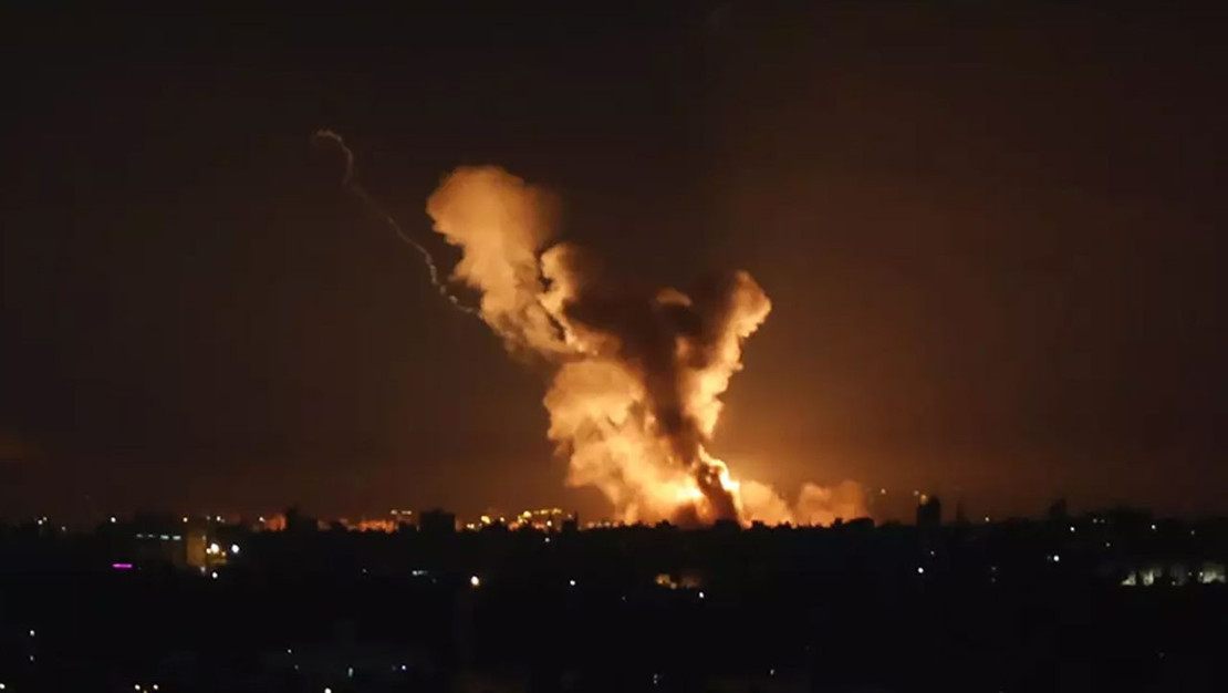 israil-in-lubnan-a-hava-saldirisinda-can-kaybi-artti