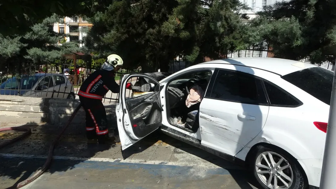 malatya-da-kaza-sonrasi-arac-yandi