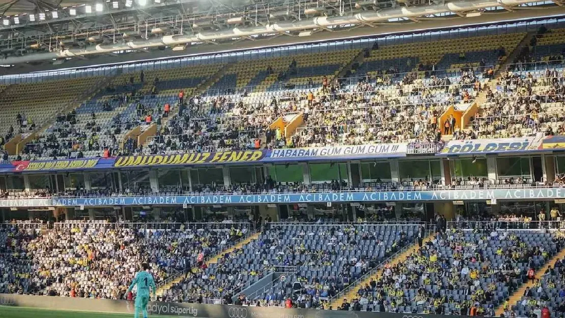 fenerbahce-eyupspor-macinda-tribunler-bos