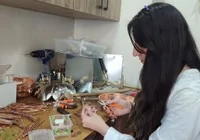 beyza-kisi-meslegi-devraldi-yetenek-gelistiriyor