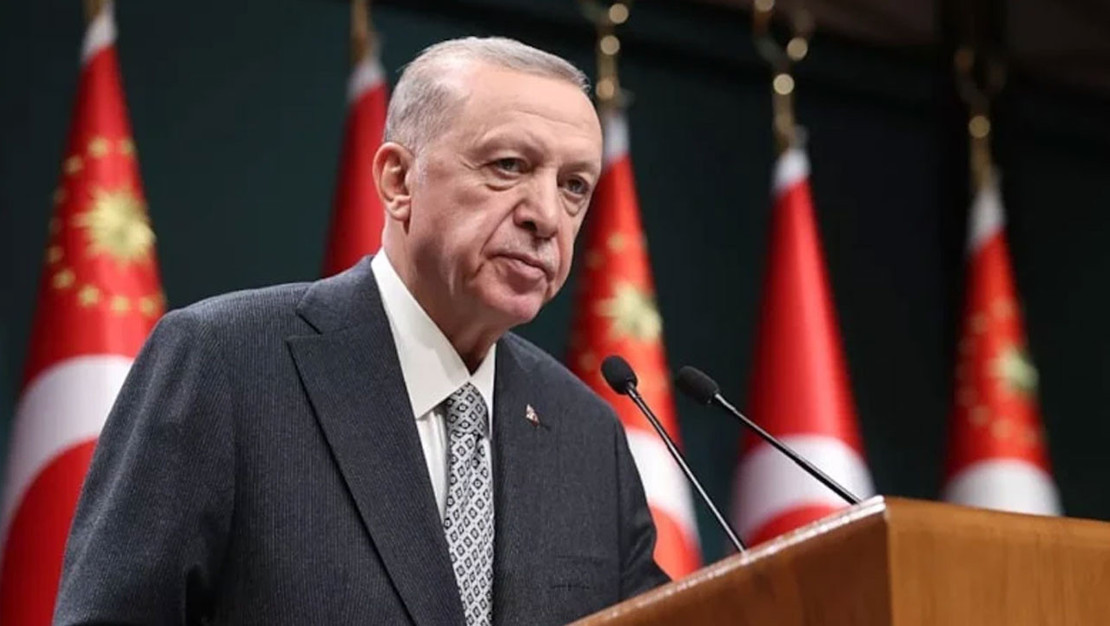 cumhurbaskani-erdogan-lula-da-silva-ile-gorustu