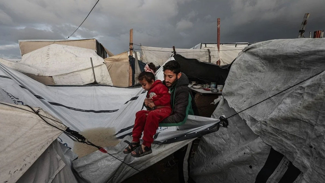 gazze-deki-barinma-krizi-asiri-soguklar-127-bin-cadiri-vurdu