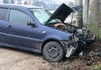 otomobil-kazasi-inegol-de-yaralilar-hastaneye-kaldirildi