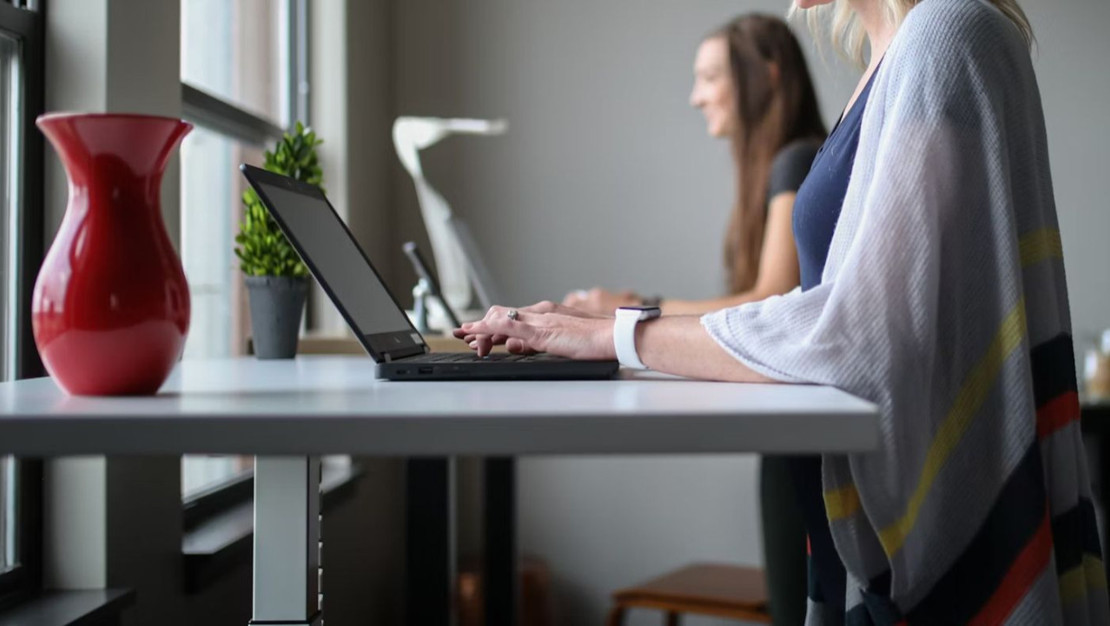 kadin-memura-25-hafta-babaya-15-gun-izin