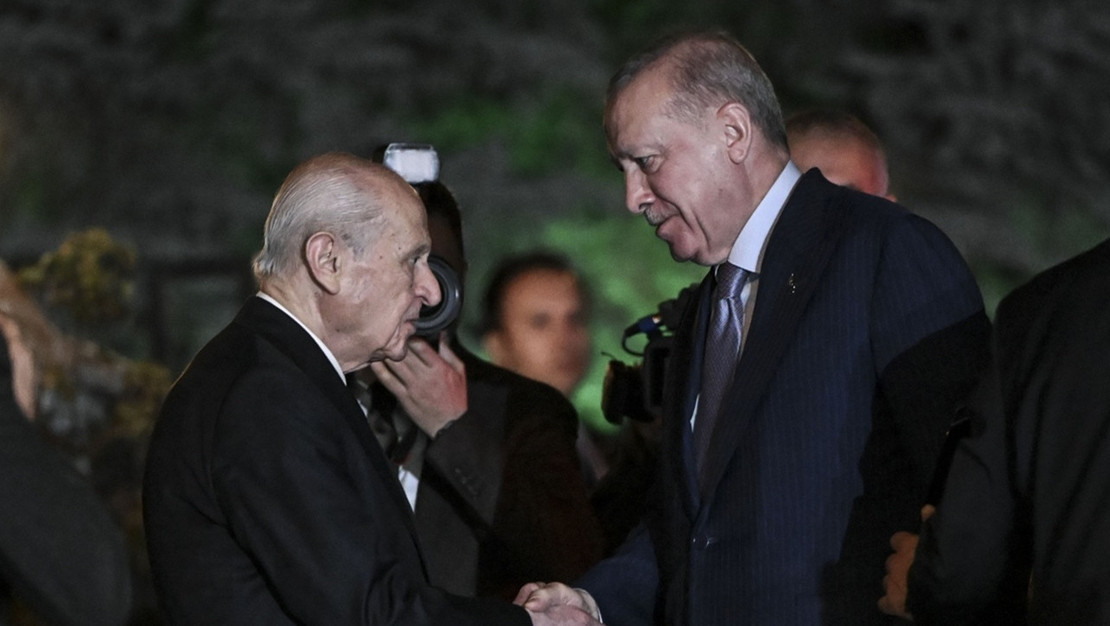 erdogan-bahceli-yi-konutunda-ziyaret-etti