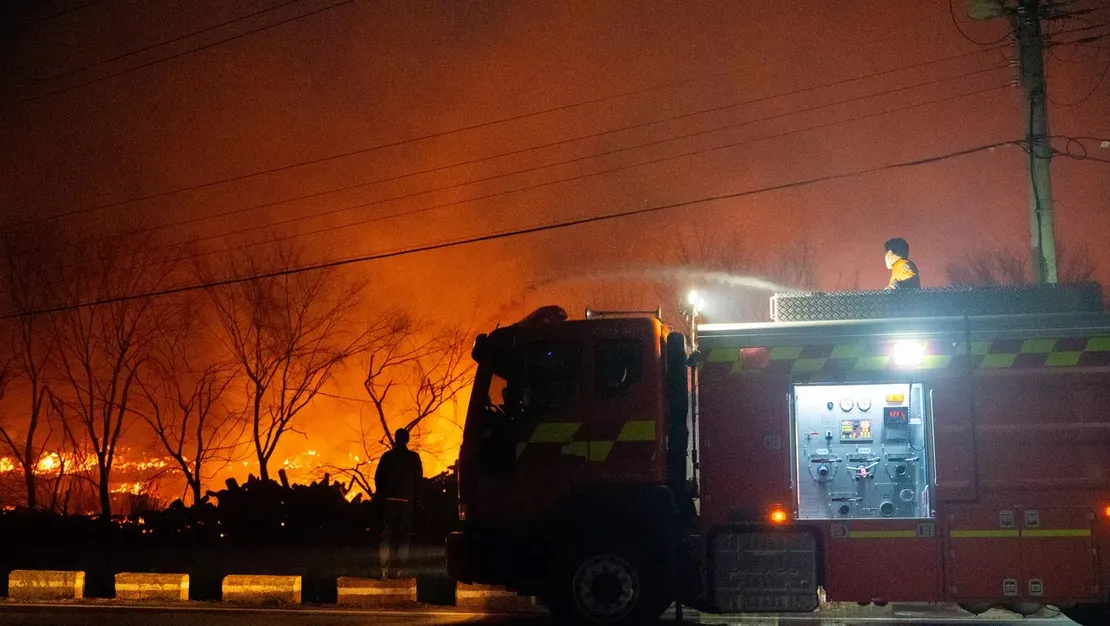 guney-kore-de-yangin-felaketi-genisliyor