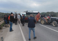 canakkale-izmir-e-87-karayolunda-trafik-kazasi-4-yarali