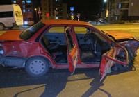 corum-da-trafik-kazasinda-dort-yarali-iki-arac-carpisti