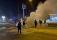 adiyaman-da-otomobil-alev-aldi-yangina-mudahale-edildi