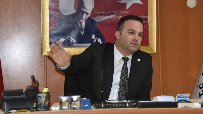 cinsel-taciz-iddiasiyla-istifa-eden-hasbi-dede-aciklama-yapti