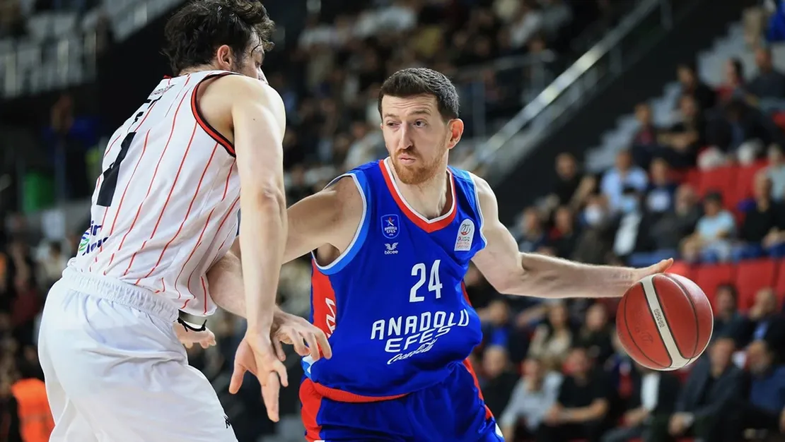 anadolu-efes-manisa-basket-i-83-72-yendi