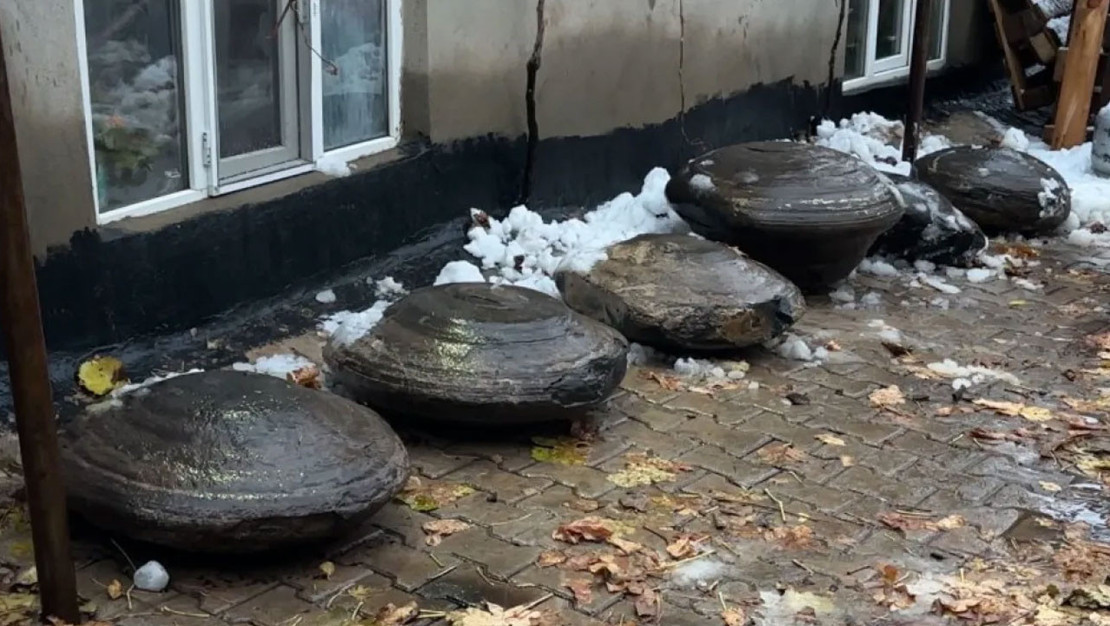 hakkari-de-ortaya-cikan-gizemli-fosil-taslar