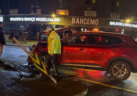 adnan-menderes-caddesi-nde-arac-carpismasi-5-yarali