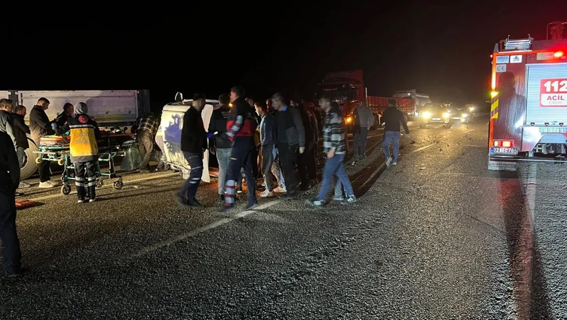 adiyaman-da-otomobil-tira-carpti