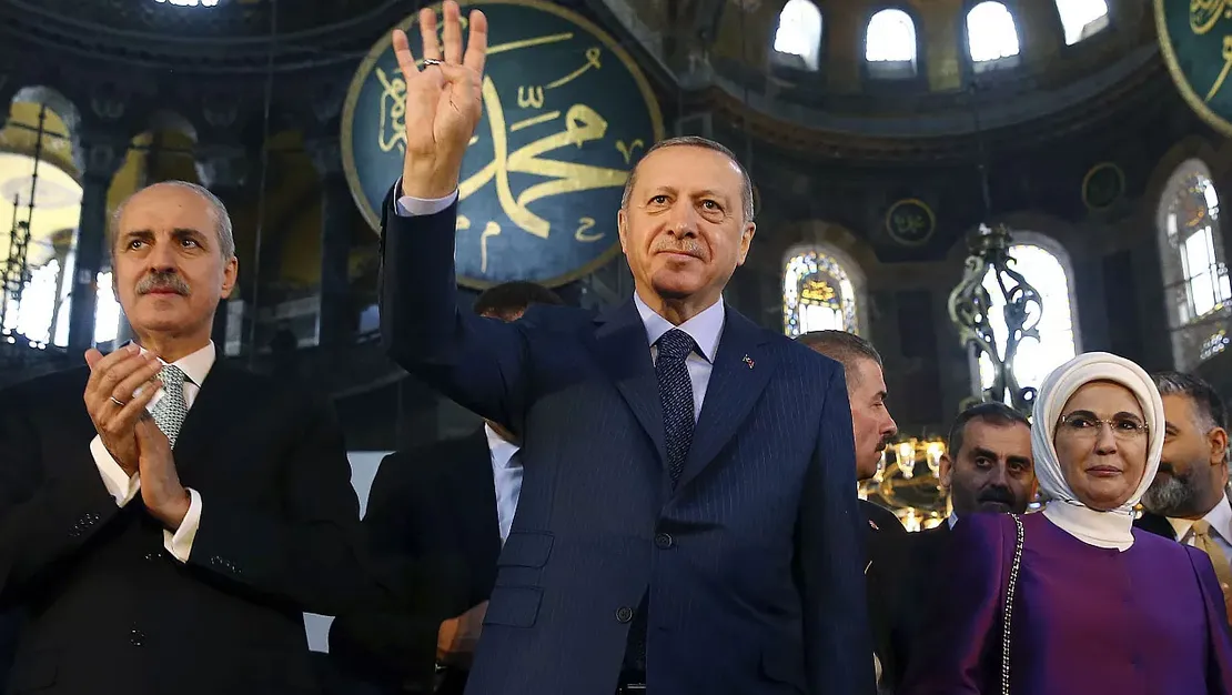 cumhurbaskani-erdogan-ayasofya-yi-paylasti