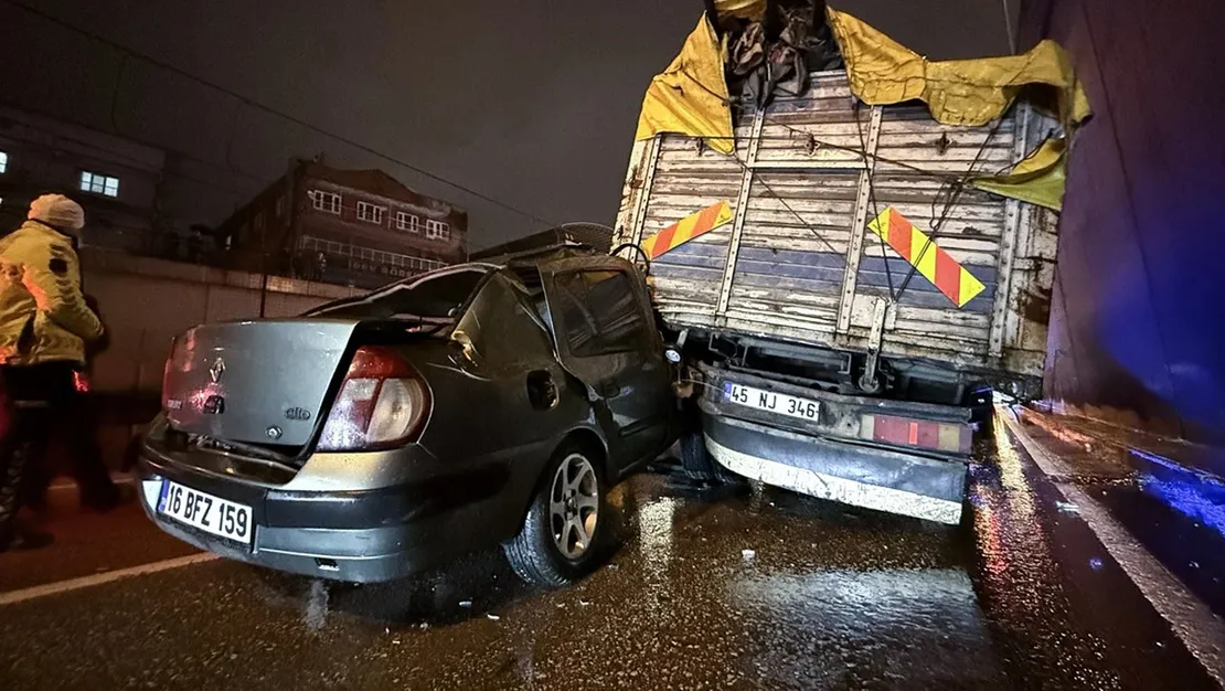 bursa-da-alt-gecitte-zincirleme-kaza-1-olu