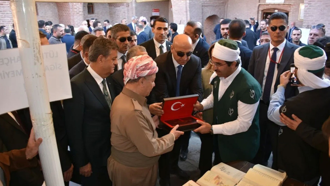 barzani-cizre-de-tarihi-mekanlari-ziyaret-etti