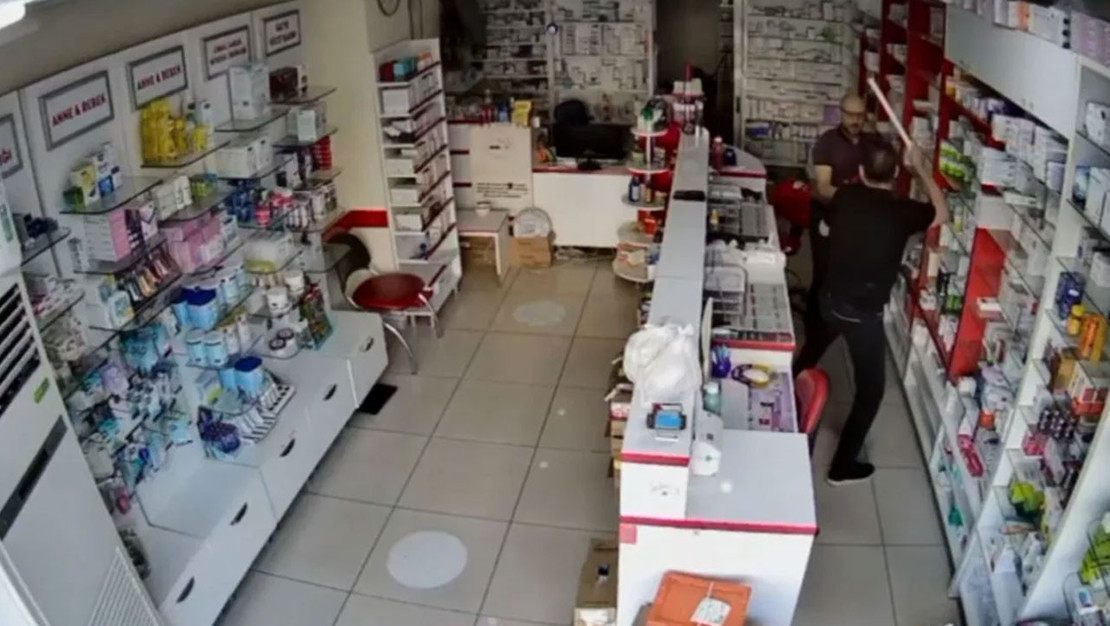 mersin-de-eczane-teknisyeni-darp-edildi