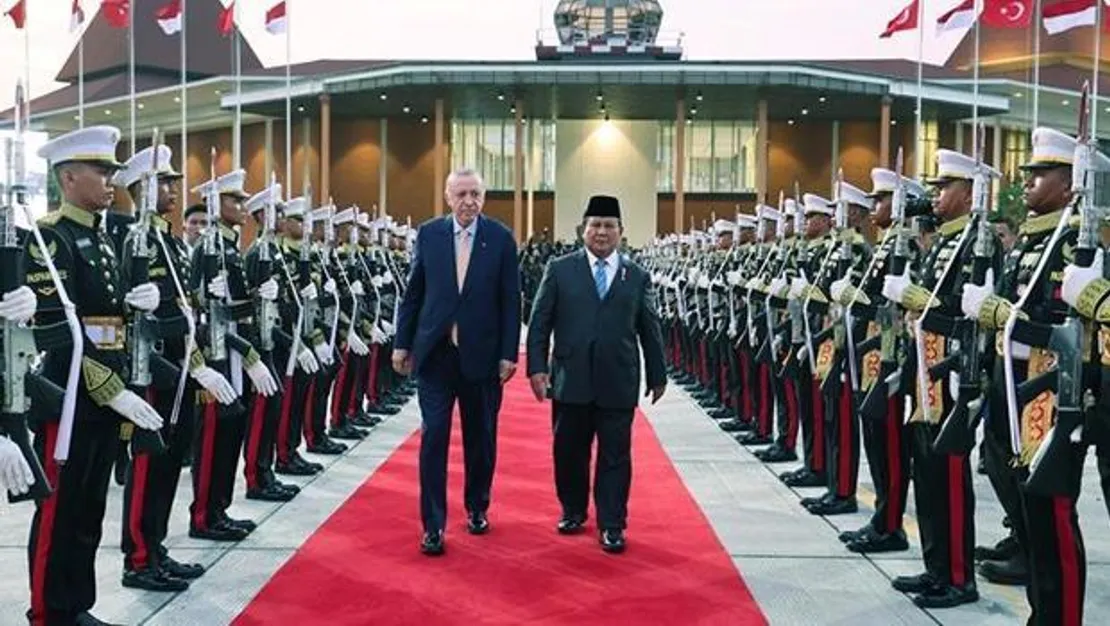 erdogan-in-cakarta-ziyareti-basinda-yer-buldu