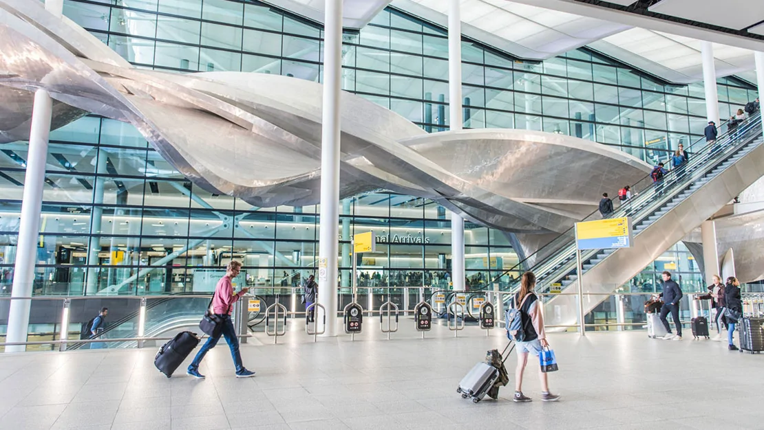 londra-kontrollu-hava-sahasi-kapatildi