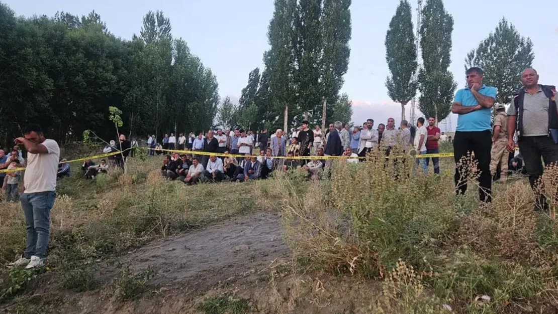 serinlemek-icin-suya-girdi-boguldu